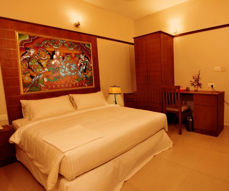 Srivar Hotel Guruvayur